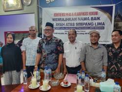 KONFERENSI PERS DAN KLARIFIKASI HUKUM MEMULIHKAN NAMA BAIK RM, AYAH ATAS SIMPANG LIMA NAMLEA