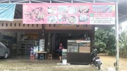 Pempek DD Ikon Kuliner Muara Sabak, Cita Rasa Otentik Yang Selalu Dirindukan
