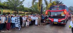 Lepas 101 Jemaah Calon Haji Kabupaten Merangin Kloter 23, Pesan Bupati M.Syukur : Jaga Kesehatan, Jaga Kekompakan Dan Fokus Ibadah