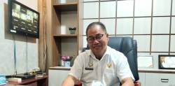 Belajar Beralaskan Lantai, Kadis Pendidikan Tanjabtim, Syafaruddin Pastikan Meja Kursi SDN 70/X Sungai Jeruk Segera Terpenuhi Tahun Ini