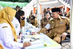 Wabup Tapanuli Tengah Buka Layanan Kesehatan Gratis dan Skrining TB 