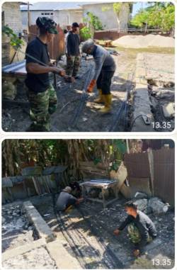 WUJUDKAN HUNIAN LAYAK SATGAS KARBAK TNI AD DAN WARGA DUSUN NAMETEK BANGUN PONDASI RUMAH