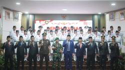 Bupati M. Syukur Kukuhkan 31 Anggota Paskibraka, Ini Nama dan Asal Sekolahnya