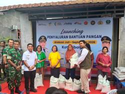 Wali Kota Sibolga Launching Penyaluran Bantuan Pangan Bersama Perum Bulog