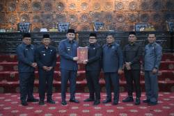 DPRD dan Pemkab Merangin Tandatangani KUA-PPAS APBD 2027
