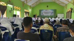 Bupati Zulkarnain Awat Amir Melantik Pengurus Cabang BKMT Malteng Sekaligus Memperingati Maulid Nabi 1448 H