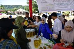 Pemkab Tapteng Gelar Pasar Murah di Kecamatan Tukka, TPID : Pasar Murah Langkah Strategis Pengendalian Inflasi Daerah