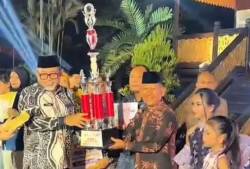 Jambi Elok Nian, Wabup Terima Piala Parade Kapal Hias 2026