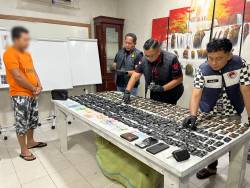 Kejar - Kejaran Sejauh 5 Kilometer, Polisi  Sergap Komplotan Kurir Narkoba 450 Pcs Pod Getar Asal Malaysia di Jalan Setia Budi Medan