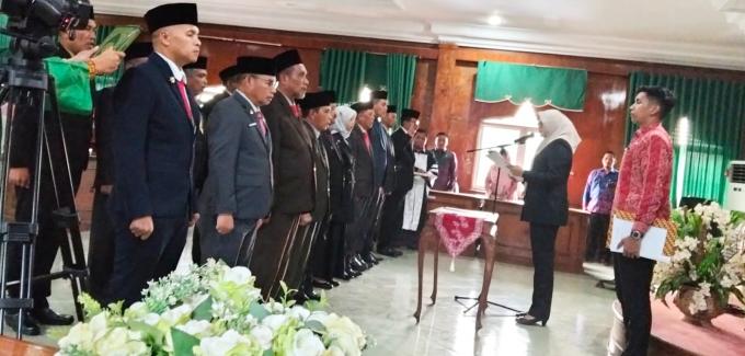 Dillah Hich Reshuffle Rolling Sejumlah Penjabat Strategis Tanjabtim Nyatakan Siap Menuju Percepatan Pembangunan Yang Berintegritas Berikut Daftar Nama & Jabatannya