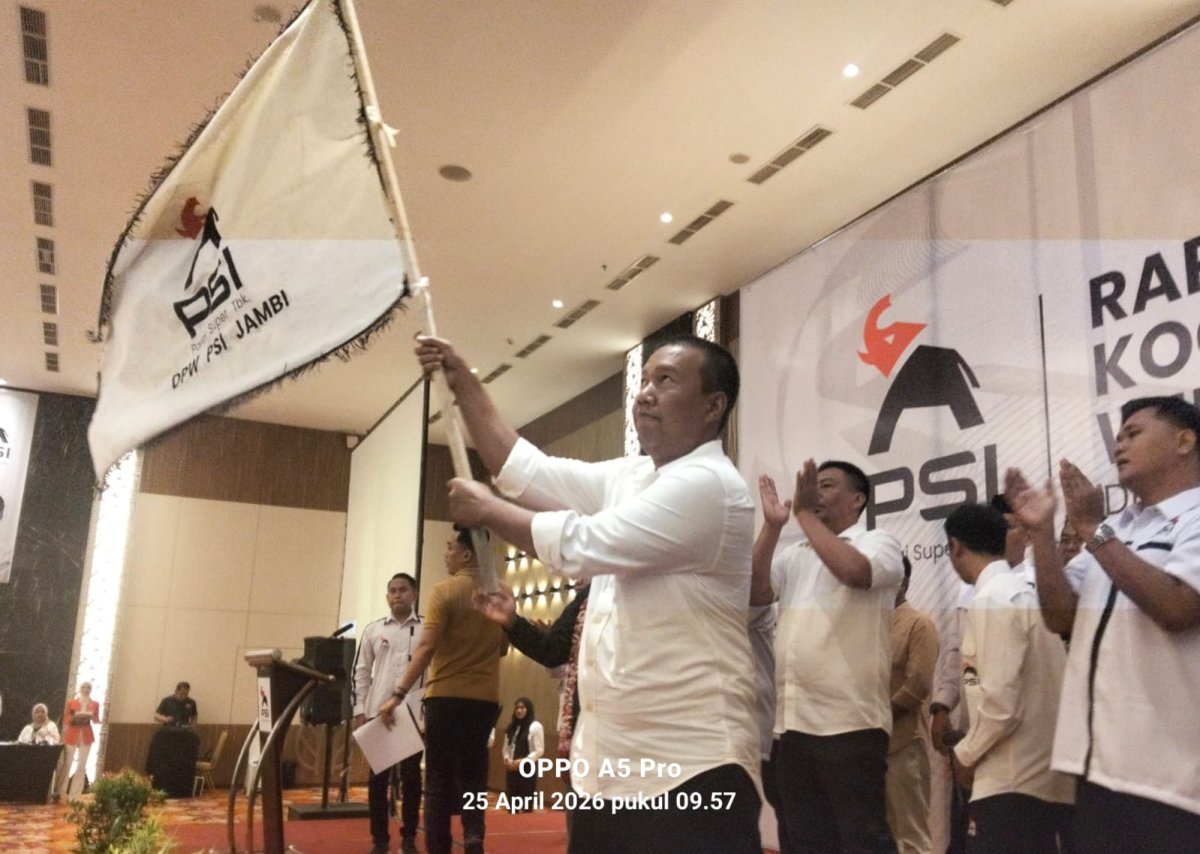 SIAP MENJEMPUT KEMENANGAN 2029": ROMI HARIYANTO GAUNGKAN SEMANGAT PERJUANGAN PSI JAMBI 