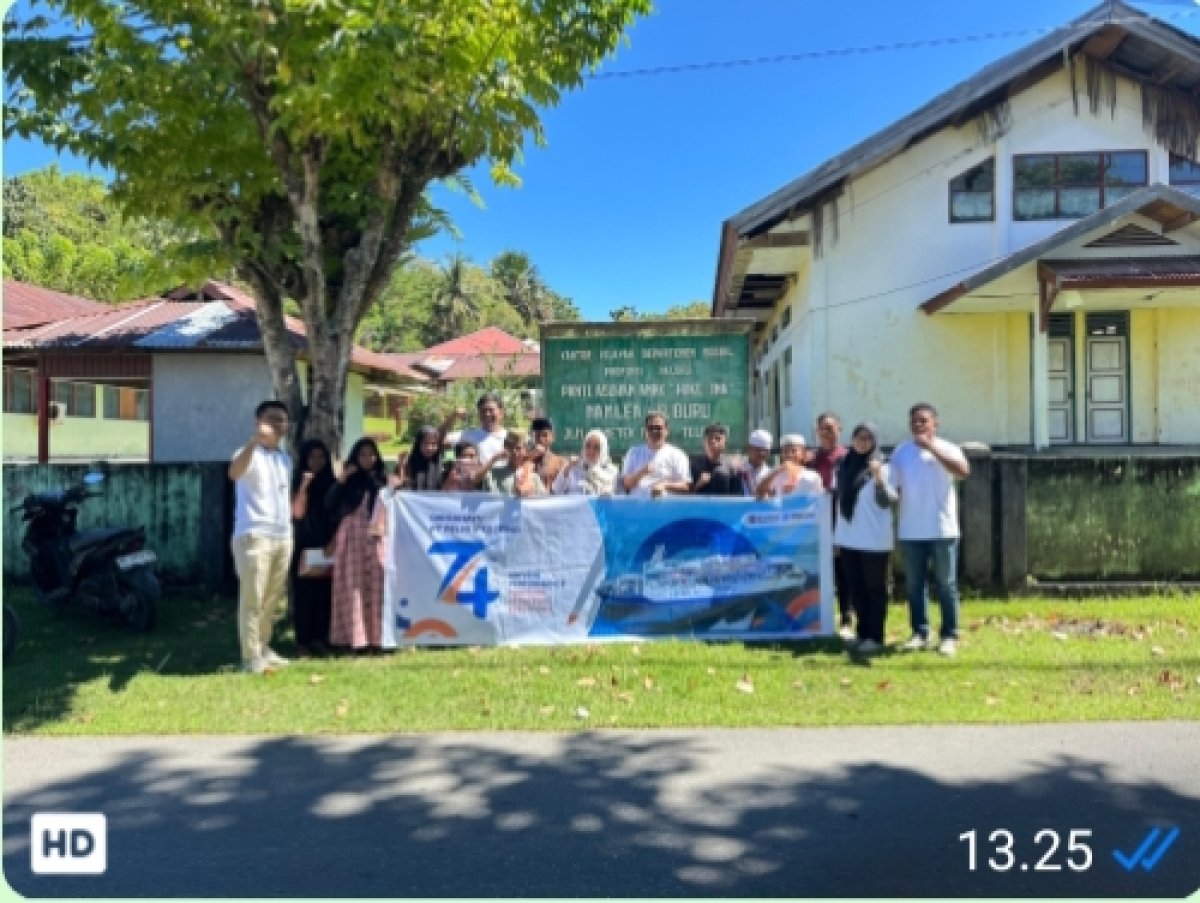 HUT KE -74  PT PELNI MENEBAR KEBAIKAN PELNI CABANG NAMLEA BERBAGI KEBAHAGIAAN DI PANTI ASUHAN HUKE INA