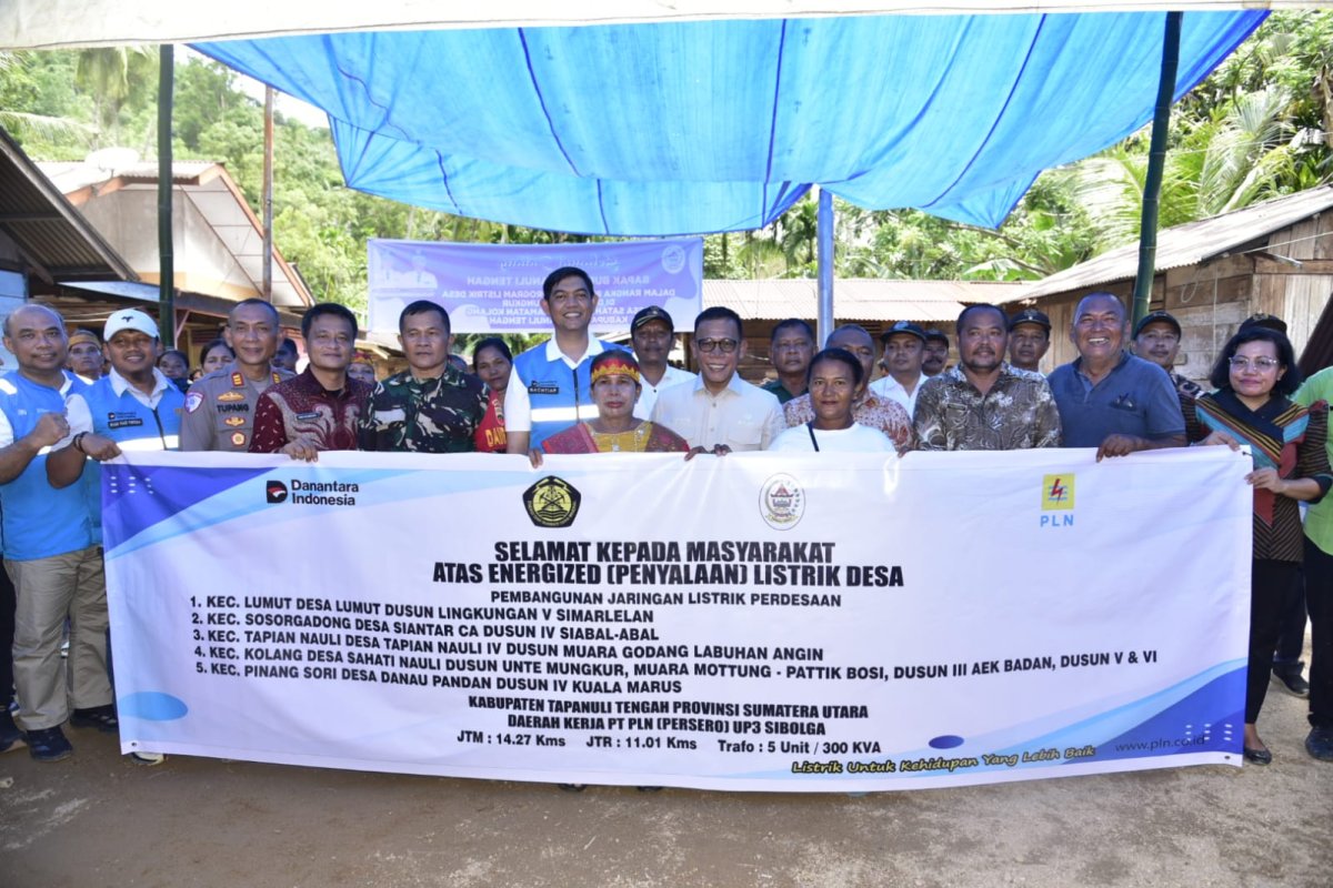 Listrik Menerangi Dusun Untemungkur, Kecamatan Kolang Setelah 80 Tahun NKRI Merdeka