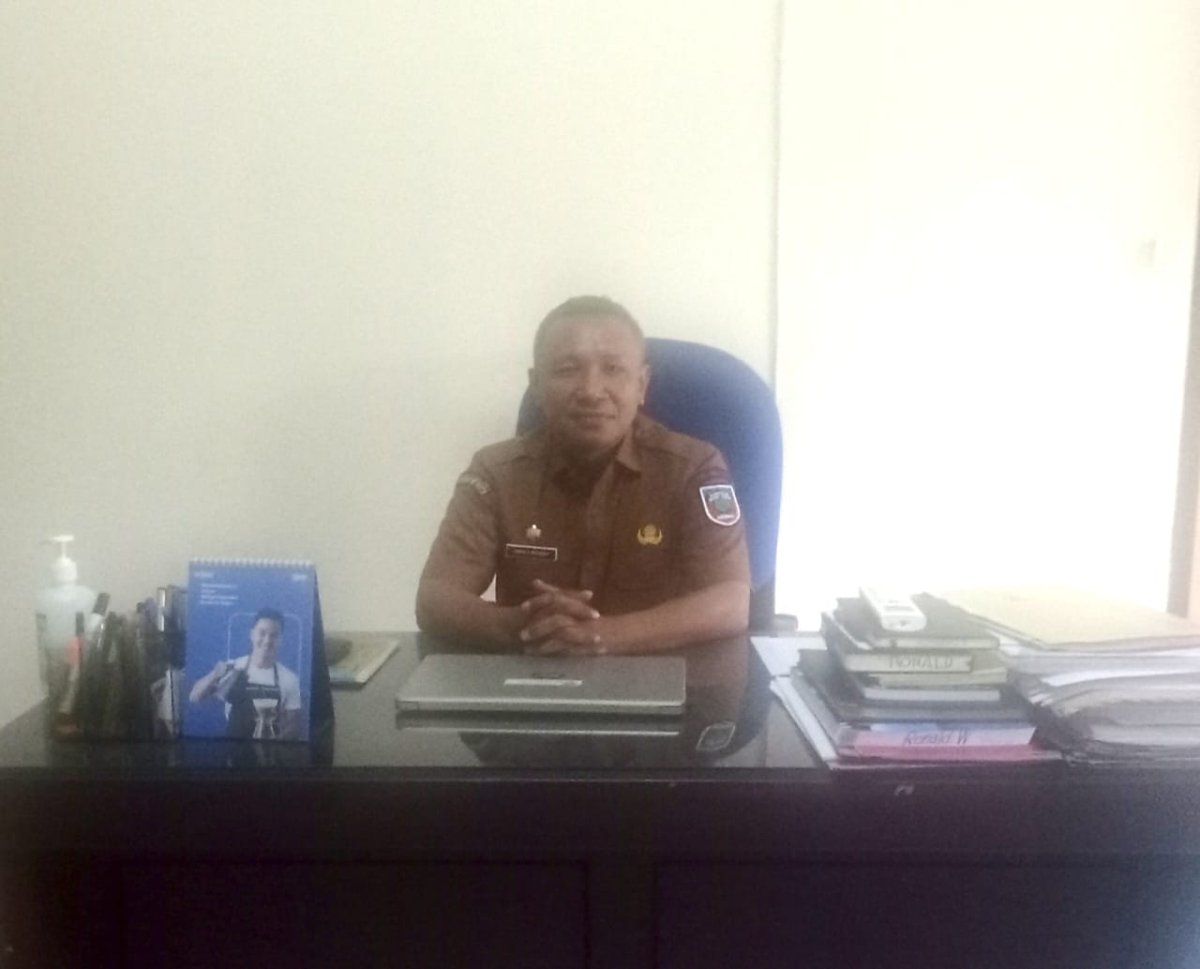 Polimik Terkait  Sekertaris Negeri Mesa Yang Usia Sudah 67 Tahun, dan Dugaan Membuat Surat Permohonan Mundur Diri dan Tanda Tangan Palsu Untuk Oknum Stap Kaur Neger