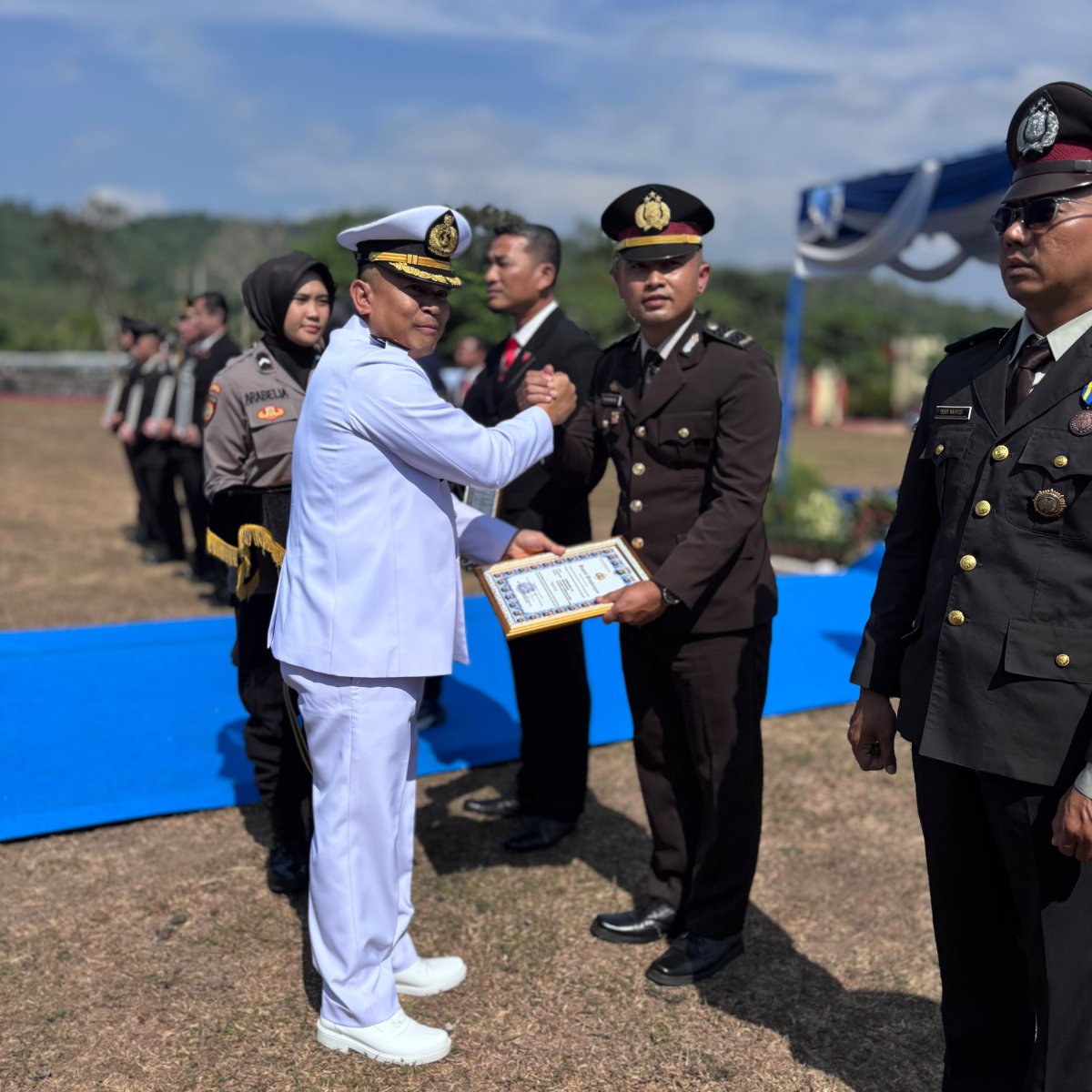 Danlanal Babel Hadiri HUT Bhayangkara Ke-80, Perkokoh Sinergi TNI-Polri Jaga Stabilitas Daerah