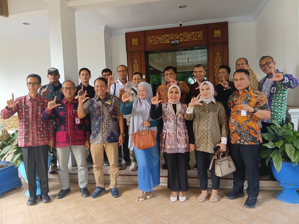 Wakili Bupati Merangin, Sekda Zulhifni Pimpin Diskusi Bersama Tim Penilai Pendahuluan (Pra-Revalidasi) Kawasan Geopark Merangin Jambi