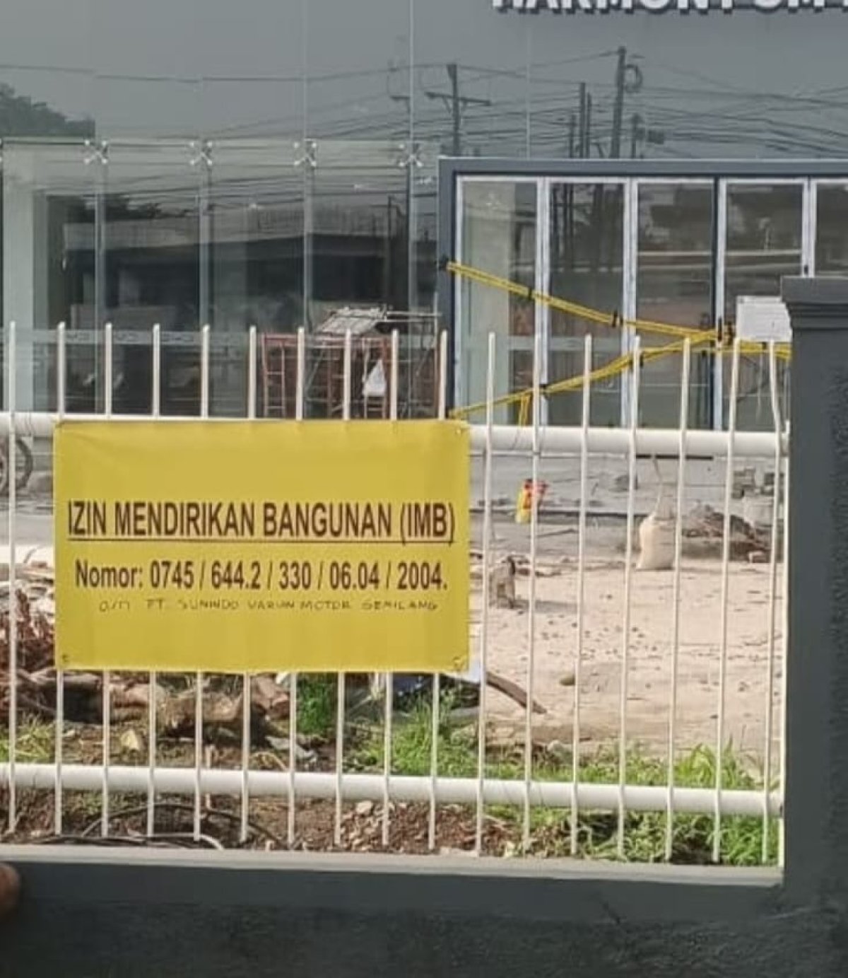 Kontraktor Klarifikasi Isu Perizinan Showroom BYD di Medan, Tegaskan Bangunan Miliki IMB dan Hanya Direvitalisasi