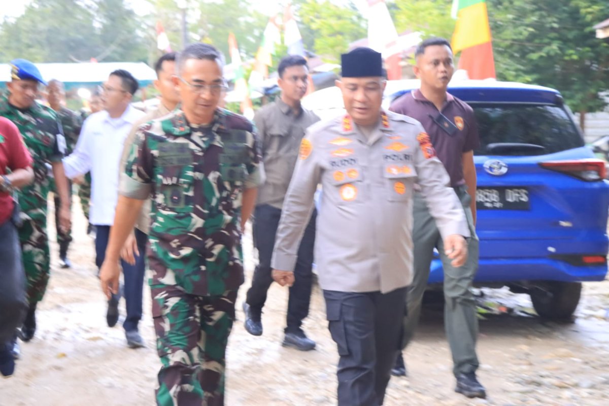 Kapolda Aceh dan Pangdam Iskandar Muda Takziah ke Rumah Duka Pratu Galuh Nugraha, Wujud Penghormatan dan Soliditas TNI–Polri