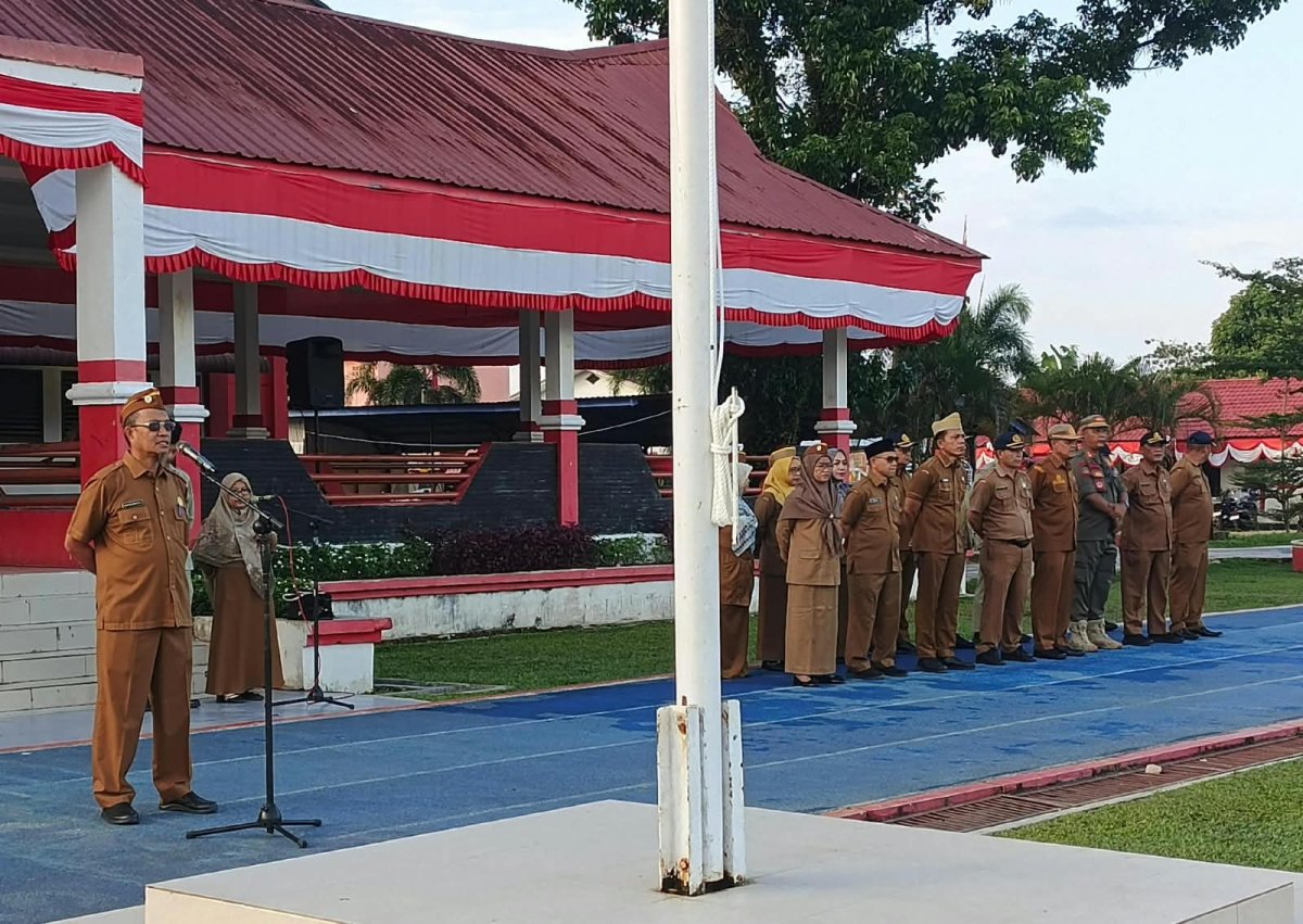 Pemkab Tapanuli Tengah Gelar Apel Gabungan : Tekankan Displin ASN dan Budaya Kerja Berorientasi Pelayanan