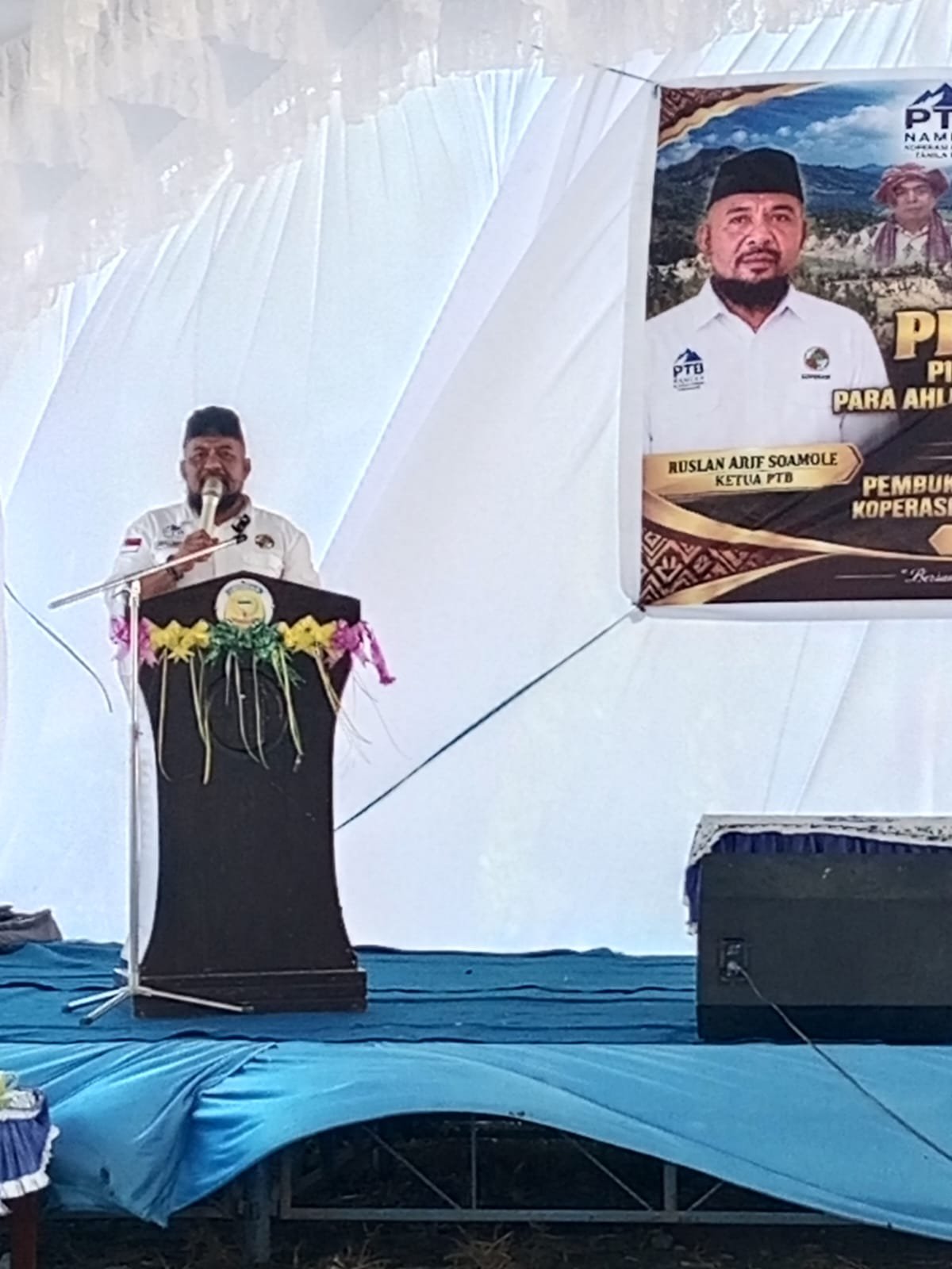 PERTEMUAN PIMPINAN ULAYAT ADAT PARA AHLI WARIS DAN MASYARAKAT ADAT PETUANAN KAIELI DALAM RANGKA PEMBUKAAN TAMBANG GUNUNG BOTAK KOPERASI PARUSA TANILA BARU