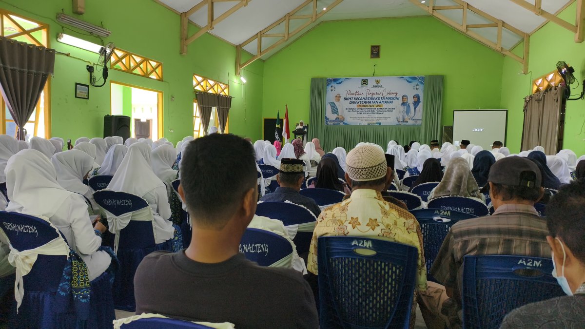 Bupati Zulkarnain Awat Amir Melantik Pengurus Cabang BKMT Malteng Sekaligus Memperingati Maulid Nabi 1448 H