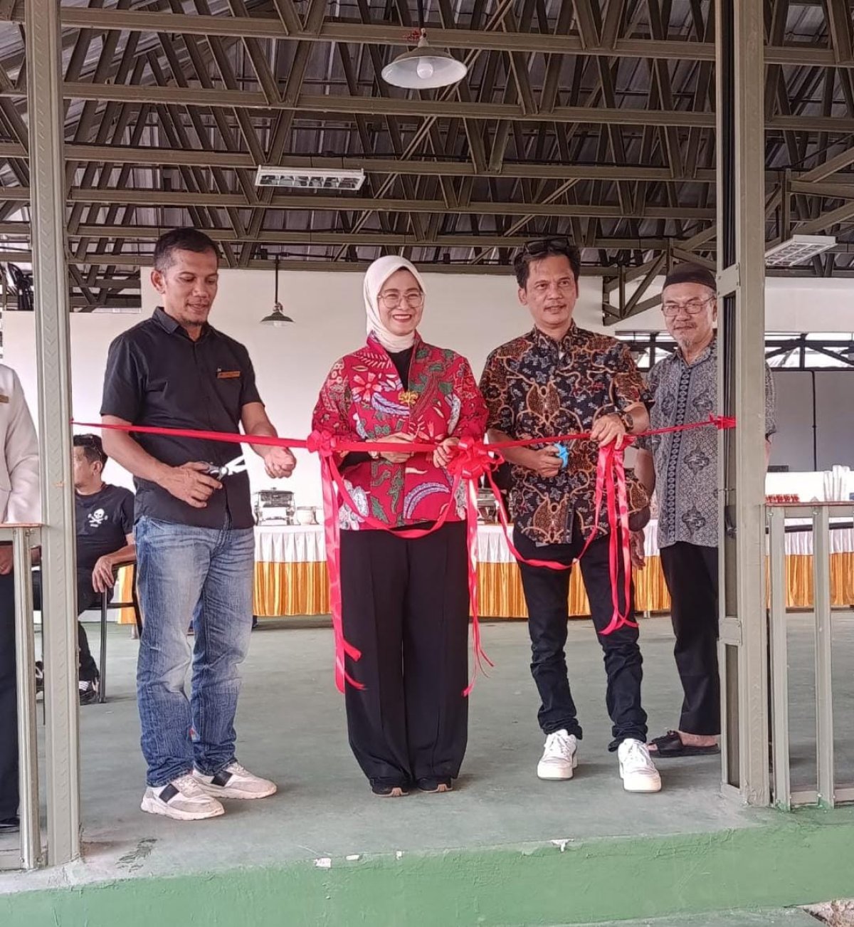 BUKAKA Cafe & Resto Resmi Dibuka, Nongkrong Sambil Menikmati Sunset dari Atas Bukit