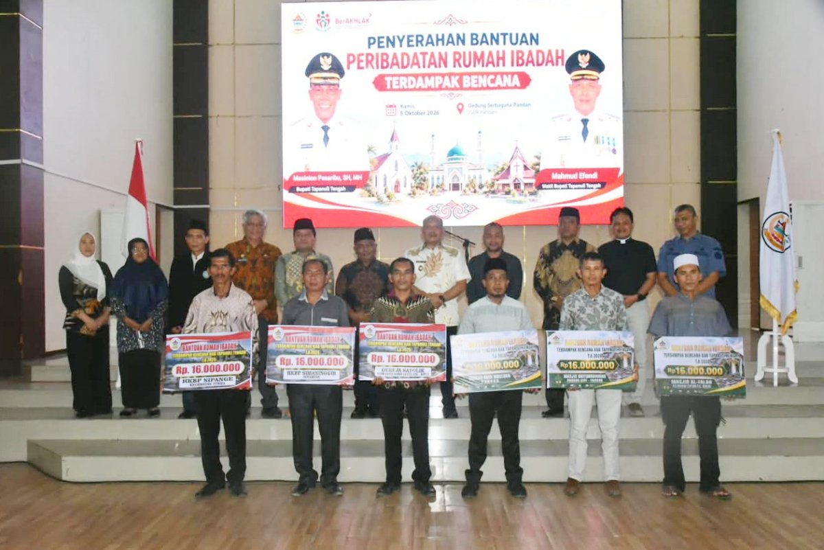 Pemkab Tapanuli Tengah Salurkan Rp 944 Juta Bantuan Rumah Ibadah
