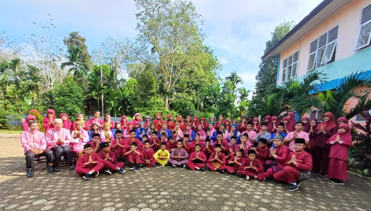 HUT Ke-27 Tanjabtim: Kepala SDN 61/X Talang Babat Tekankan " Pendidikan Bermutu Untuk Semua " Sebagai Fondasi Ekonomi Berkualitas
