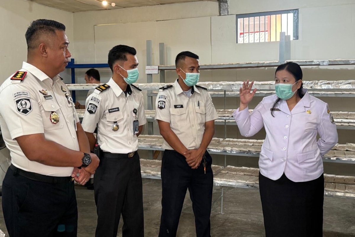 Dinkes Tapteng Gelar Inspeksi Kesehatan Produksi Tempe di Lapas Kelas IIA Sibolga