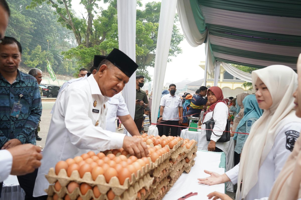 Intervensi Harga Pasar, Pemkab Merangin Gelar Bazar Pangan Murah untuk Ringankan Beban Masyarakat