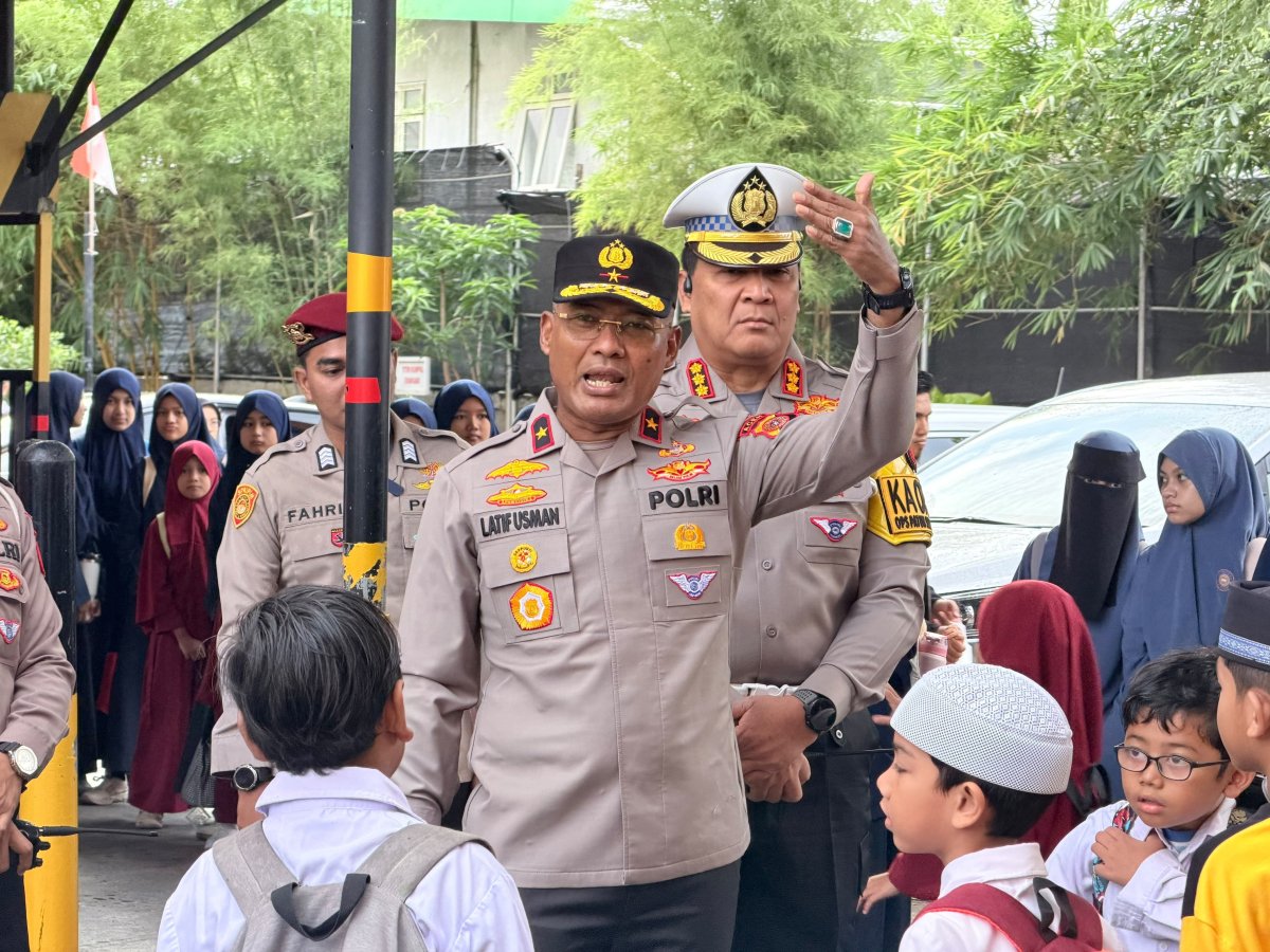 Wakapolda Aceh Ajak Siswa Al-Wildan Islamic School Tumbuhkan Kesadaran Tertib Berlalu Lintas Sejak Dini