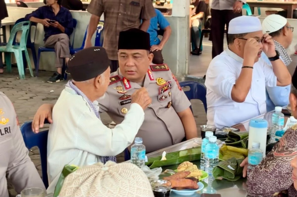 Kapolda Aceh Subuh Keliling di Masjid Baitussalihin, wujud Polisi Bersama Masyarakat