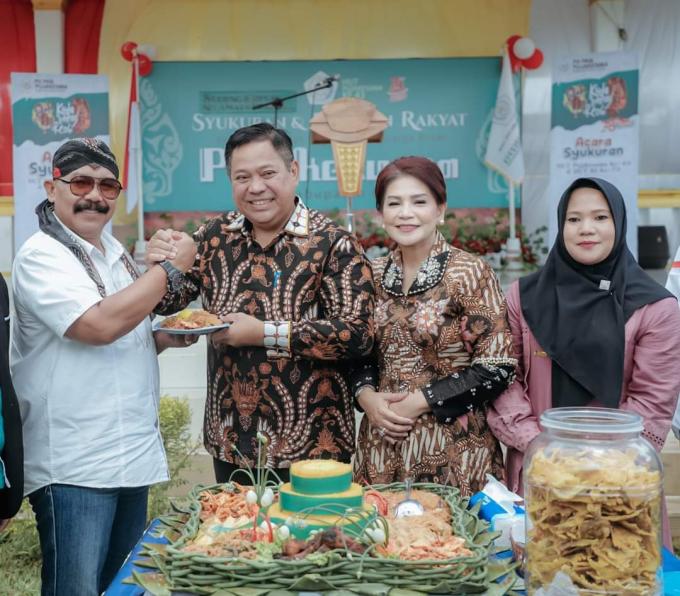 BUPATI DAIRI HADIRI HUT DAN PAGELARAN TARIAN PUJAKESUMA DI TAMAN REKREASI SIDIKALANG