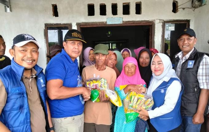 Solidaritas PAN Tanjabtim Bantu Terdampak Banjir Desa Rantau Makmur-Berbak