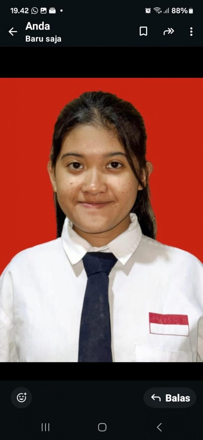 Jero I Made Supatra Karang, Bangga Atas Prestasi yang Diraih Sang Putri Bungsu Ni Ketut Cut Inten Purnama Karang